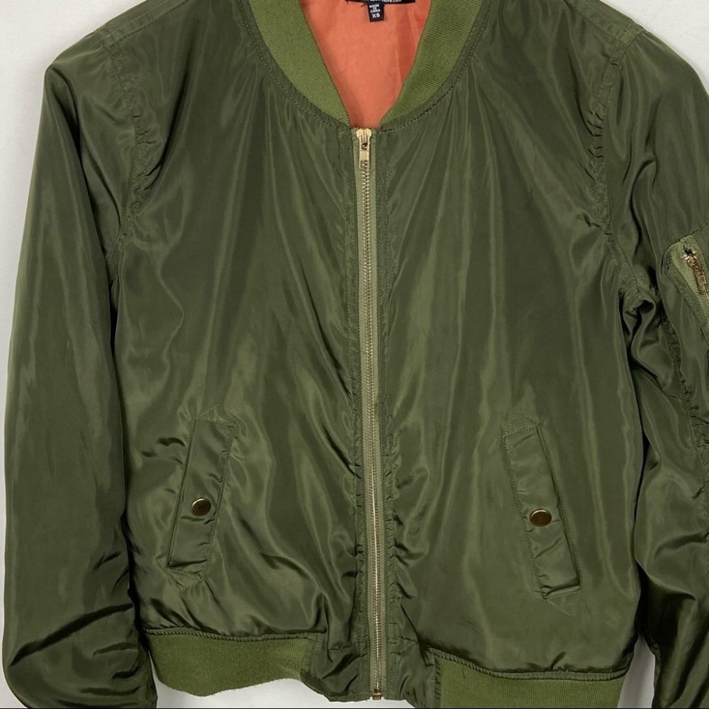 Fashion Nova Poppin Olive Green Bomber Jacket Size XS Coat Padded Puffer Boho - Picture 7 of 12